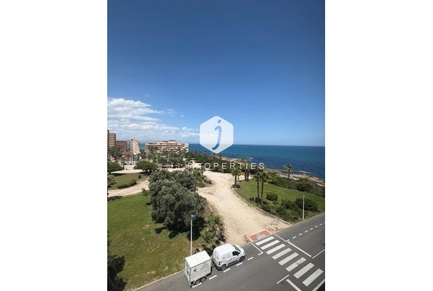 Resale - Apartment / flat -
Torrevieja - Cabo cervera