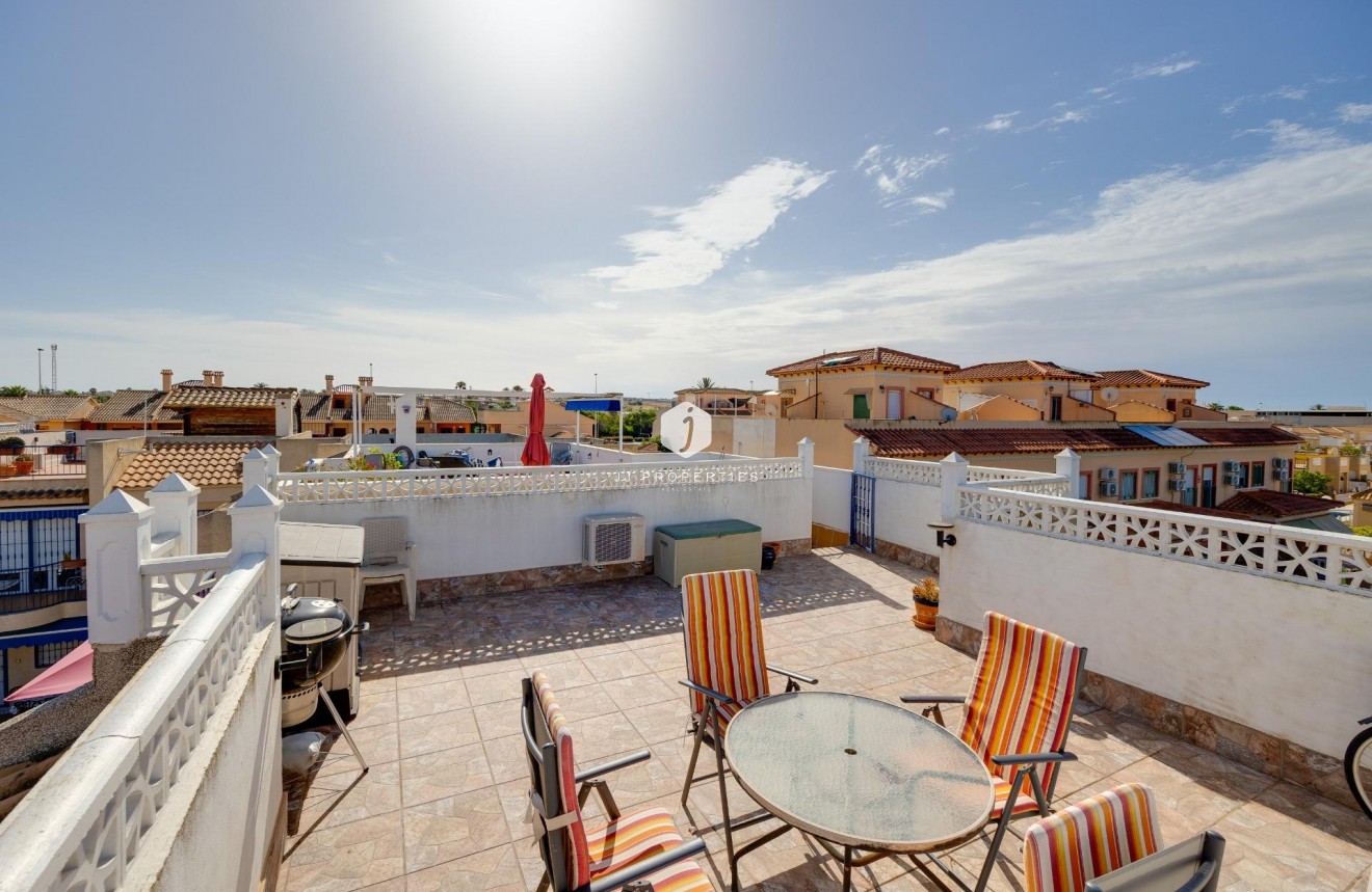 Tweedehands - Bungalow -
Torrevieja - El chaparral
