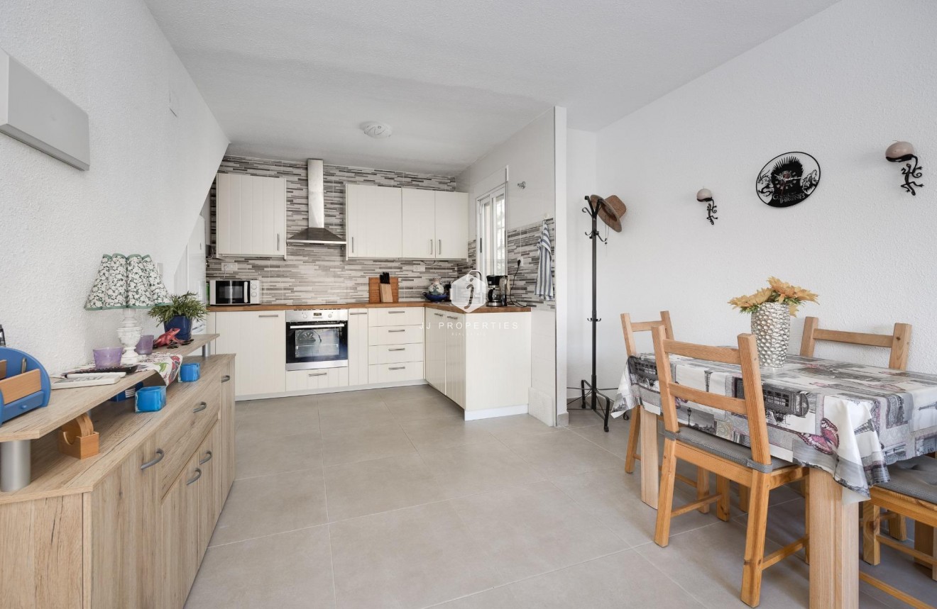 Aus zweiter Hand - Bungalow -
Torrevieja - El chaparral