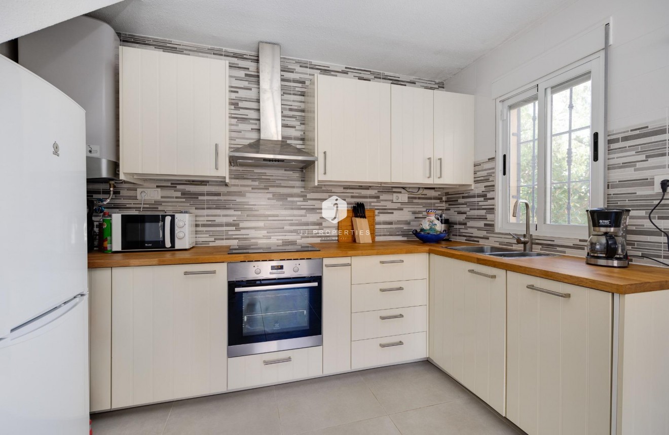 Aus zweiter Hand - Bungalow -
Torrevieja - El chaparral