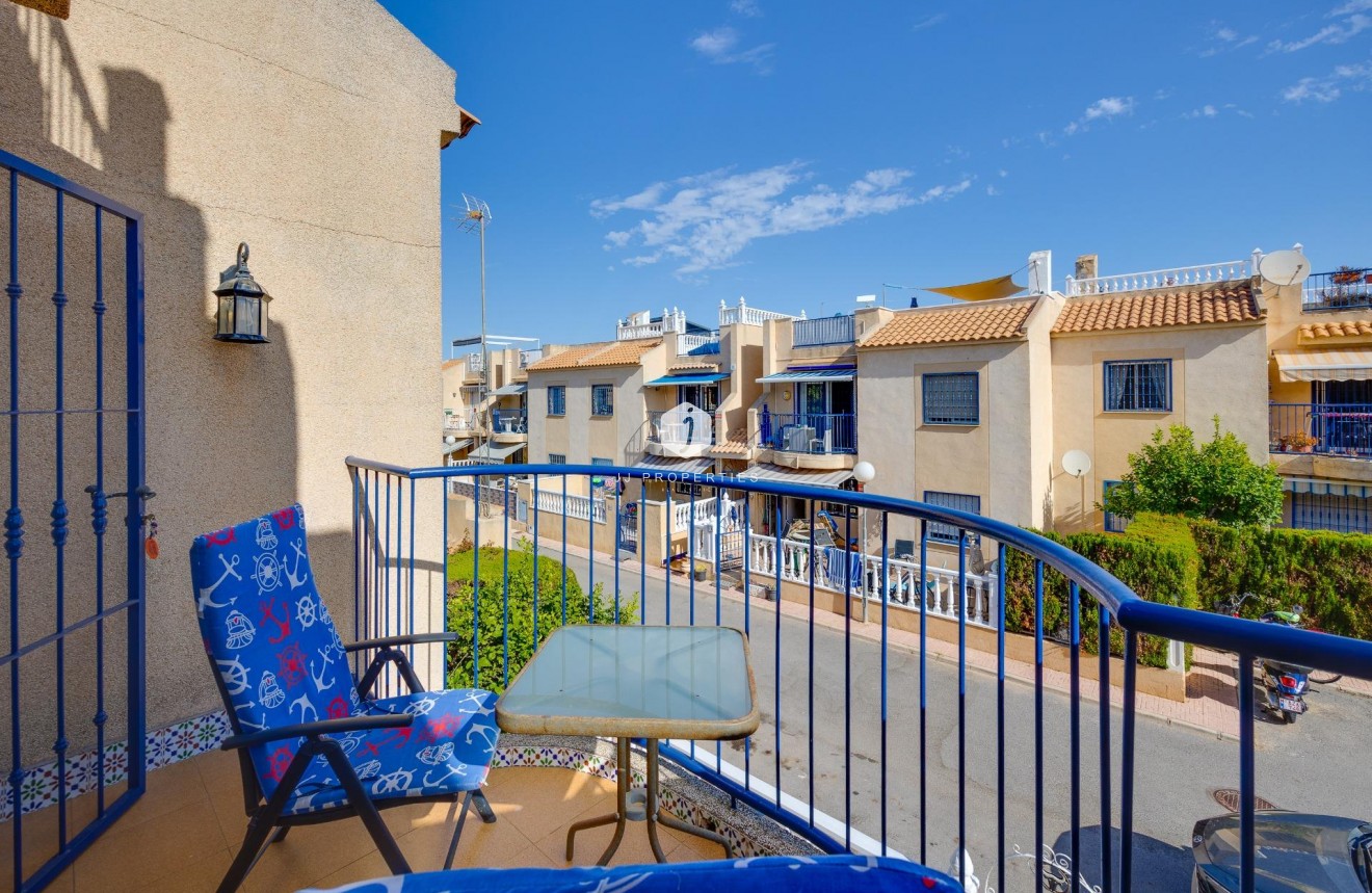 Aus zweiter Hand - Bungalow -
Torrevieja - El chaparral