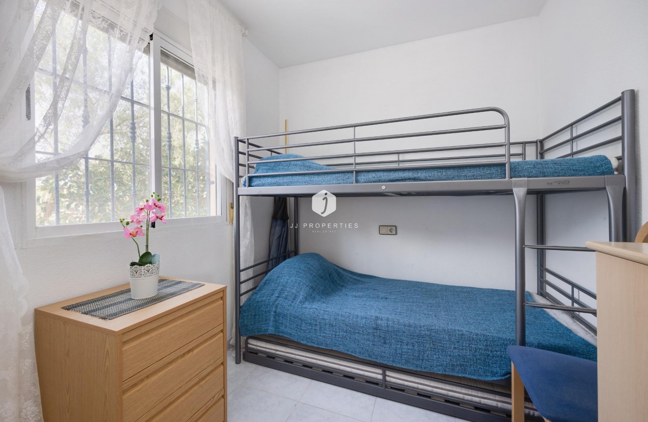 Aus zweiter Hand - Bungalow -
Torrevieja - El chaparral