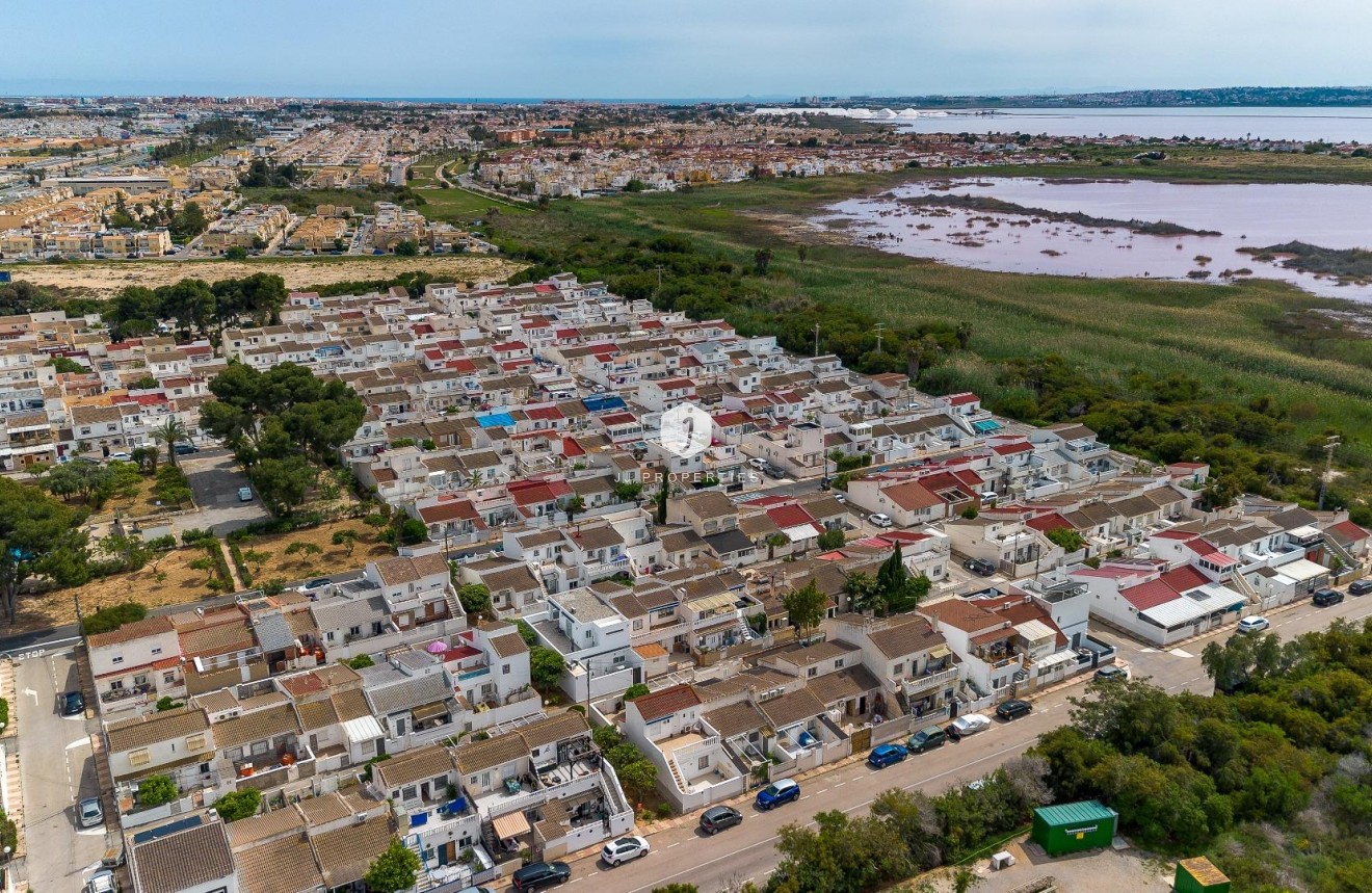 Aus zweiter Hand - Bungalow -
Torrevieja - El chaparral