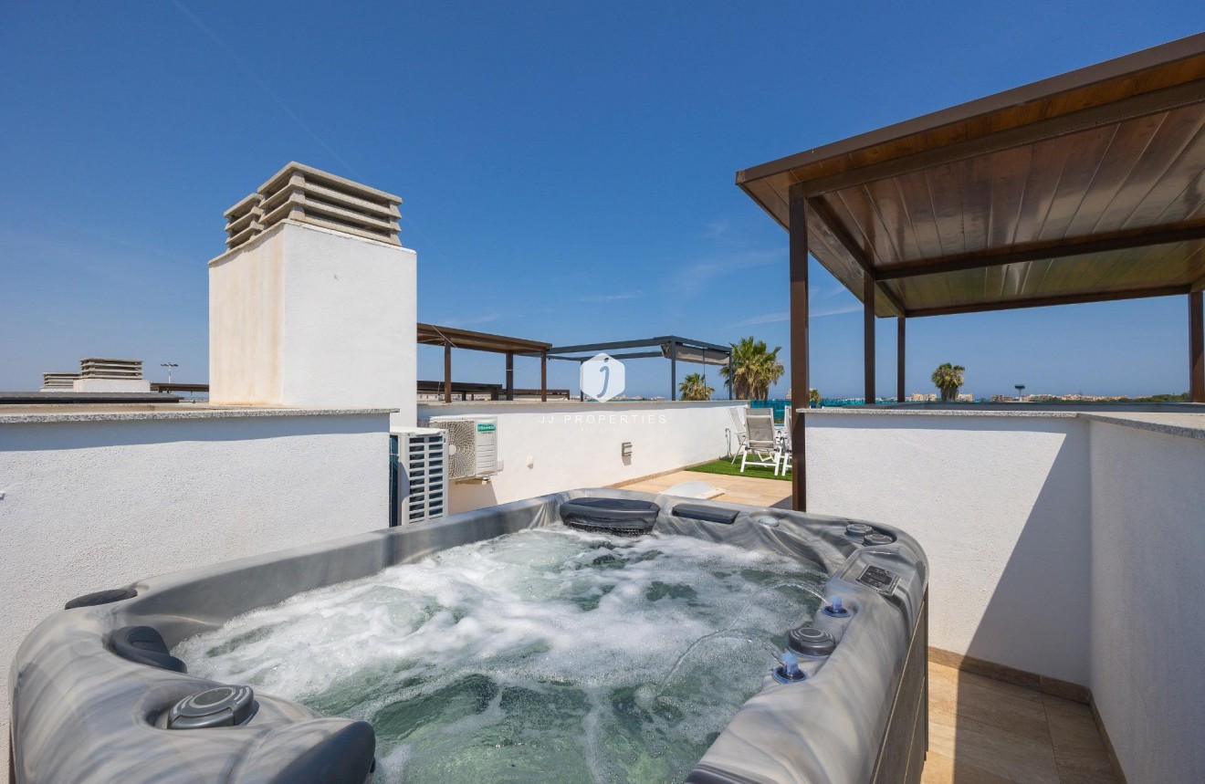 D'occasion - Chalet -
Torrevieja - Los Balcones