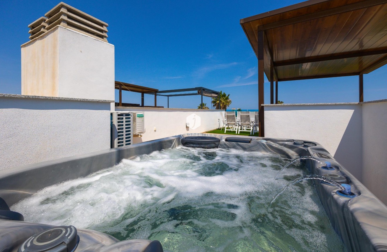 D'occasion - Chalet -
Torrevieja - Los Balcones