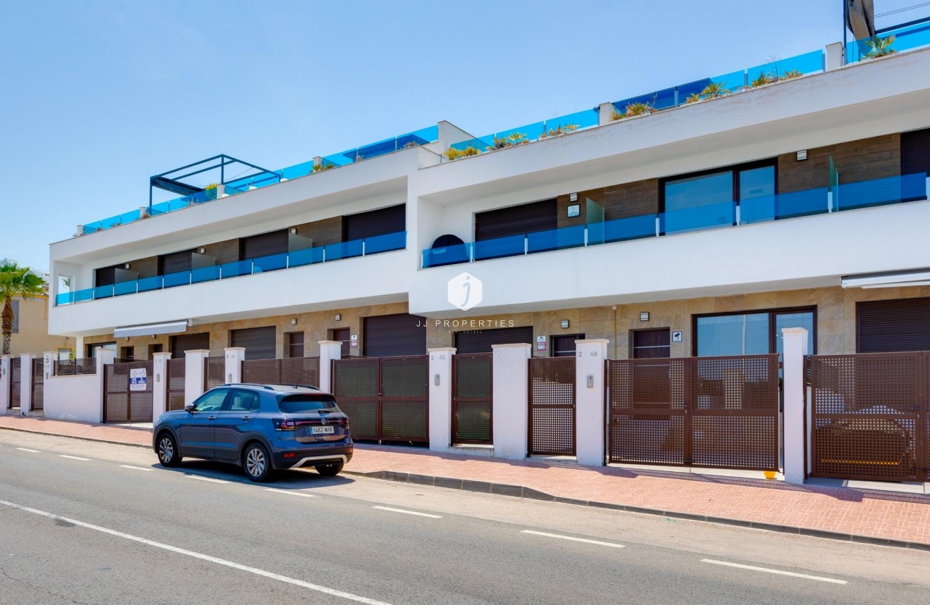 D'occasion - Chalet -
Torrevieja - Los Balcones