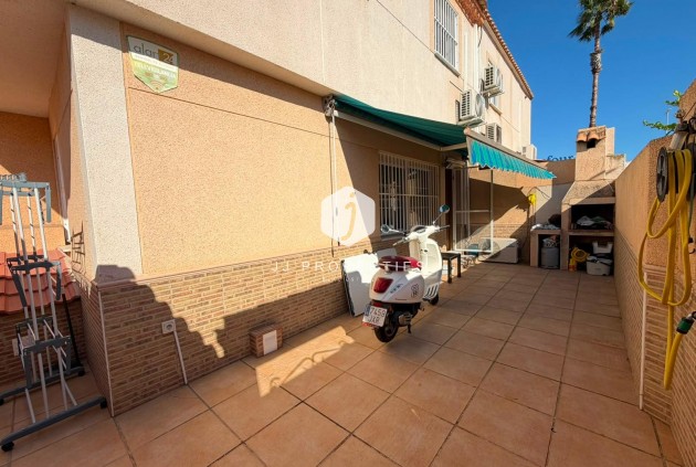 Tweedehands - Chalet -
Torrevieja - Carrefour