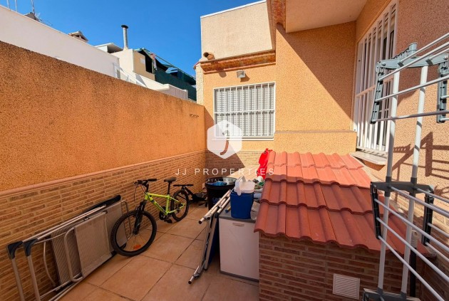 Tweedehands - Chalet -
Torrevieja - Carrefour