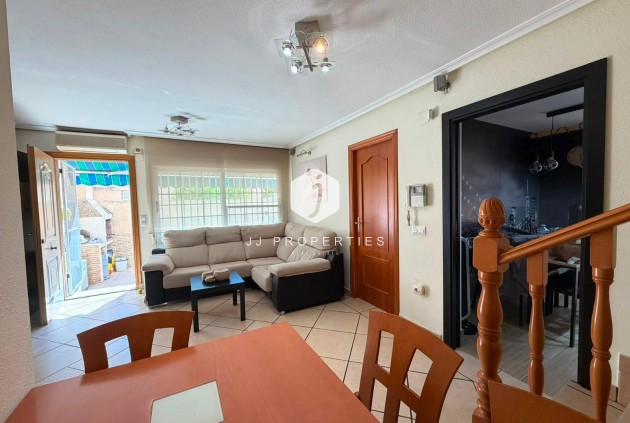 Tweedehands - Chalet -
Torrevieja - Carrefour