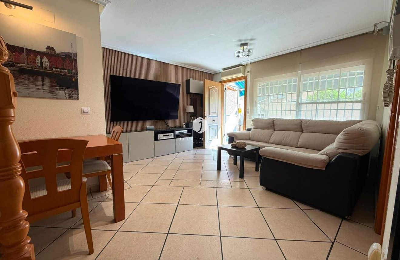 Tweedehands - Chalet -
Torrevieja - Carrefour
