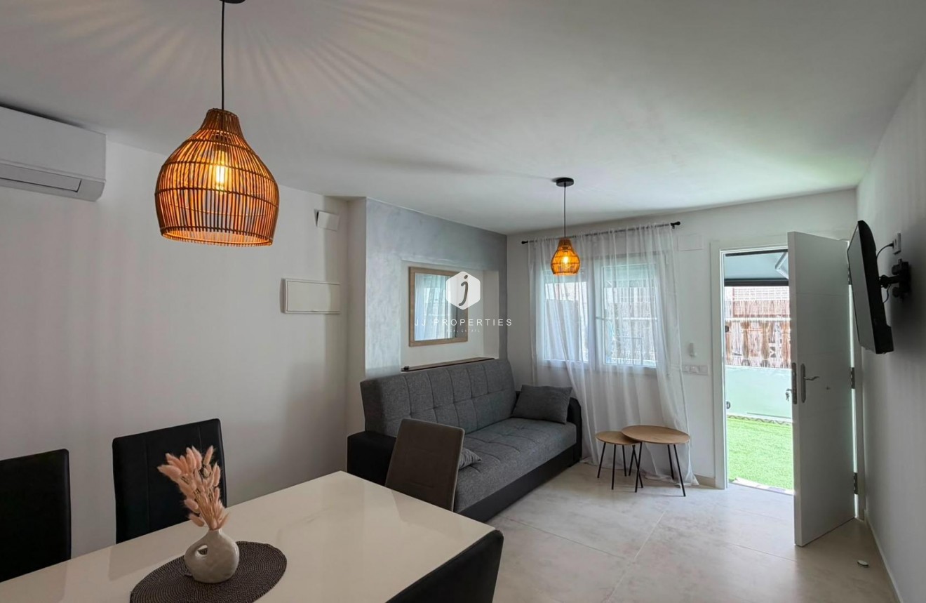 D'occasion - Bungalow -
Torrevieja - La veleta