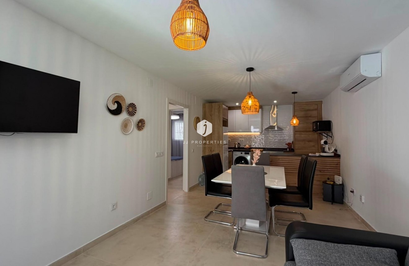 D'occasion - Bungalow -
Torrevieja - La veleta