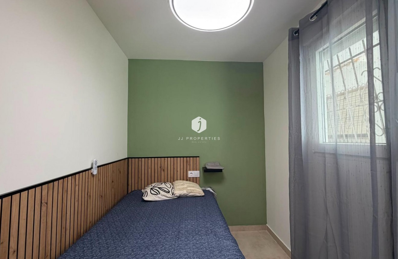 D'occasion - Bungalow -
Torrevieja - La veleta
