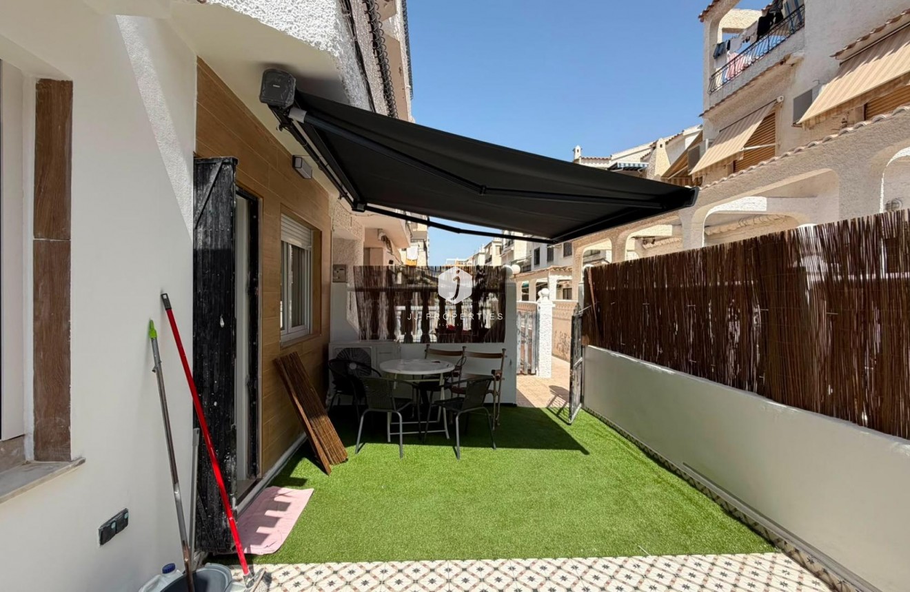 D'occasion - Bungalow -
Torrevieja - La veleta