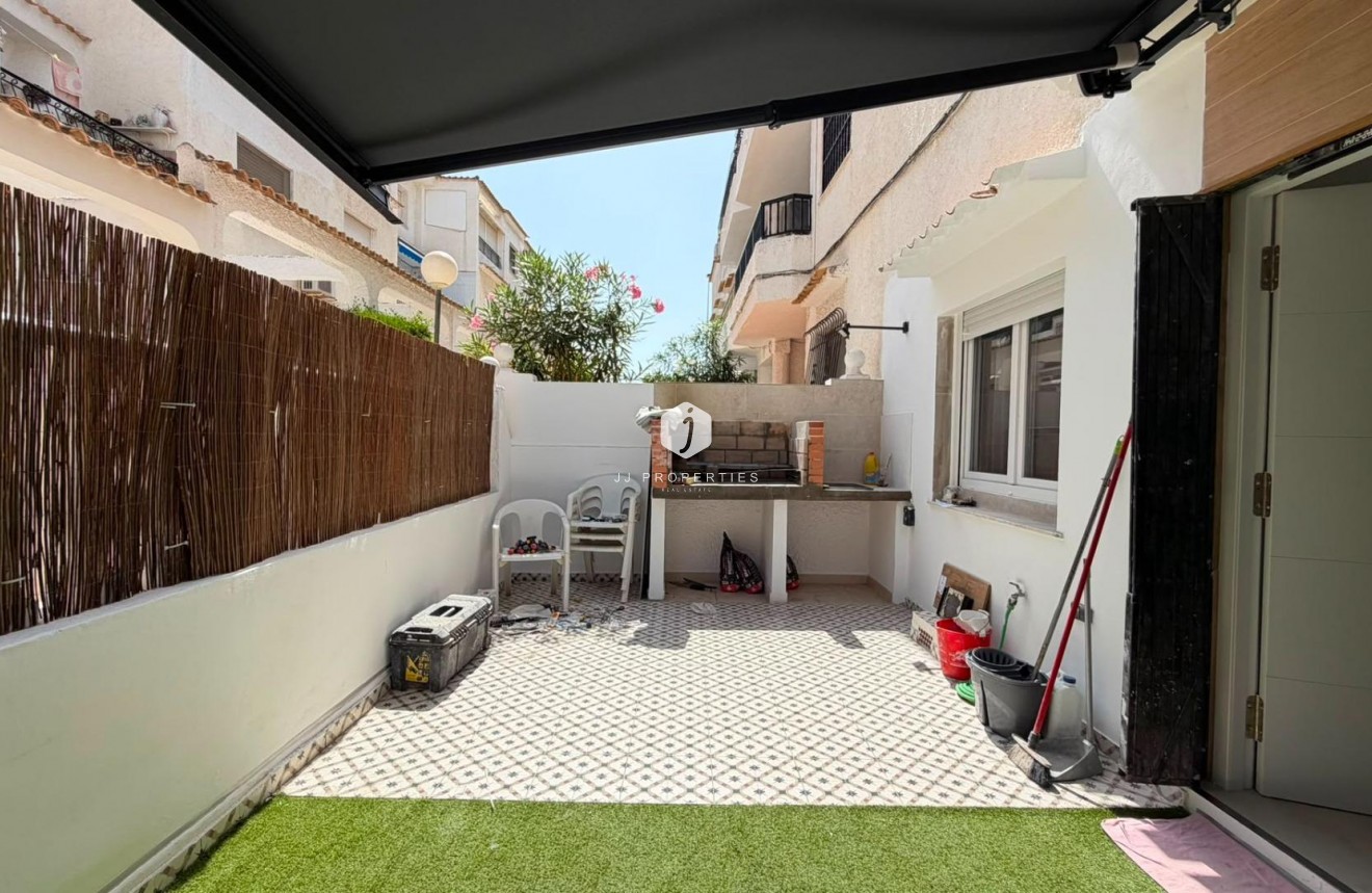 D'occasion - Bungalow -
Torrevieja - La veleta