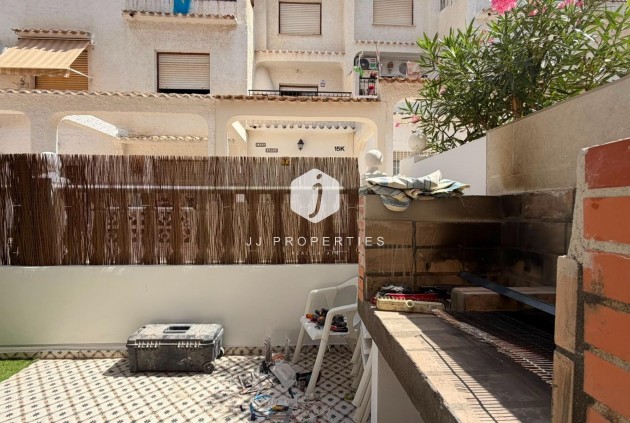 D'occasion - Bungalow -
Torrevieja - La veleta