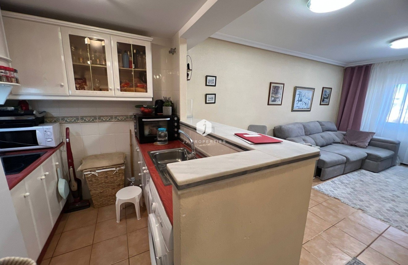 D'occasion - Appartement -
Torrevieja - aguas nuevas