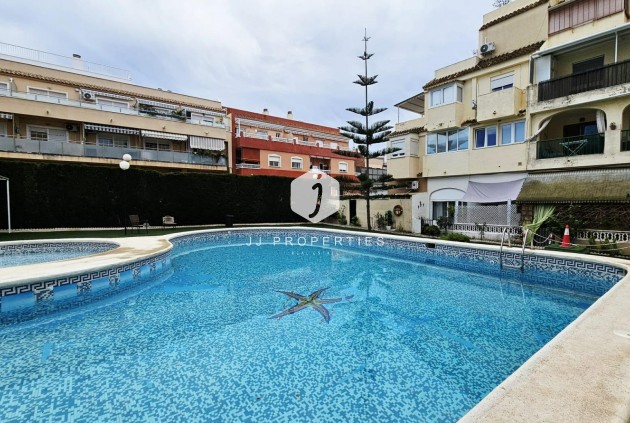 Aus zweiter Hand - Wohnung -
Torrevieja - Nueva Torrevieja