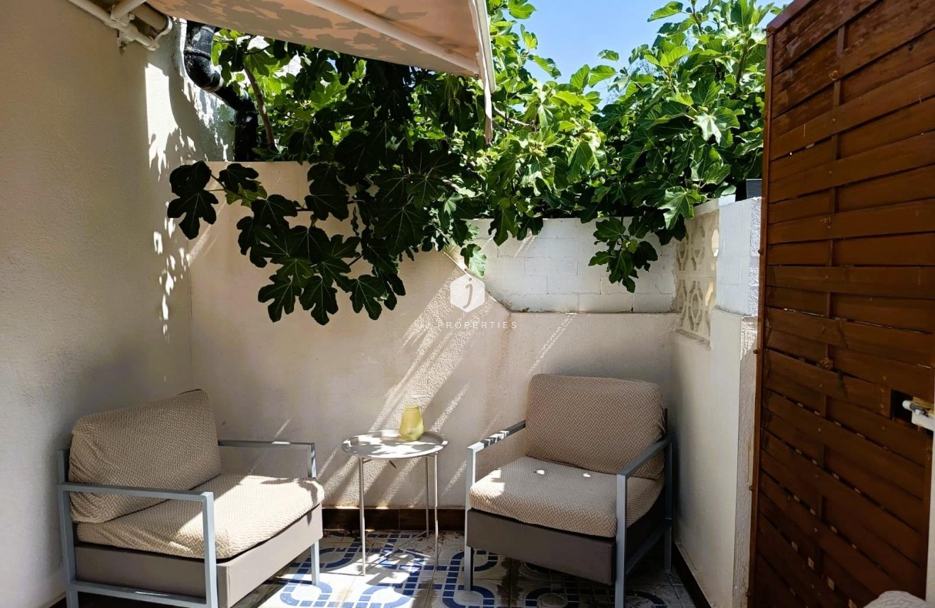 Resale - Bungalow -
Torrevieja - Costa Blanca