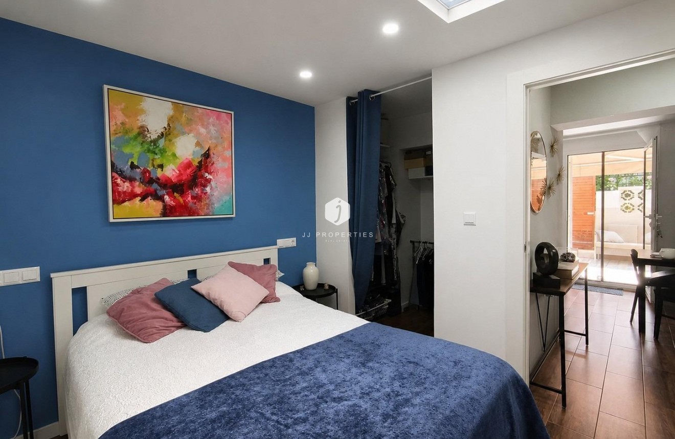 Resale - Bungalow -
Torrevieja - Costa Blanca