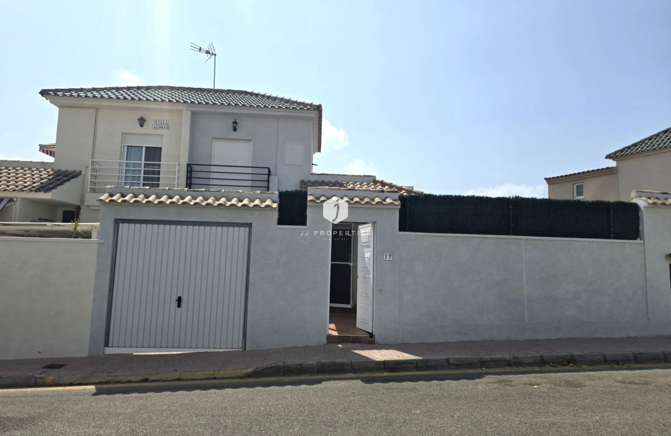 Aus zweiter Hand - Chalet -
Torrevieja - Los altos