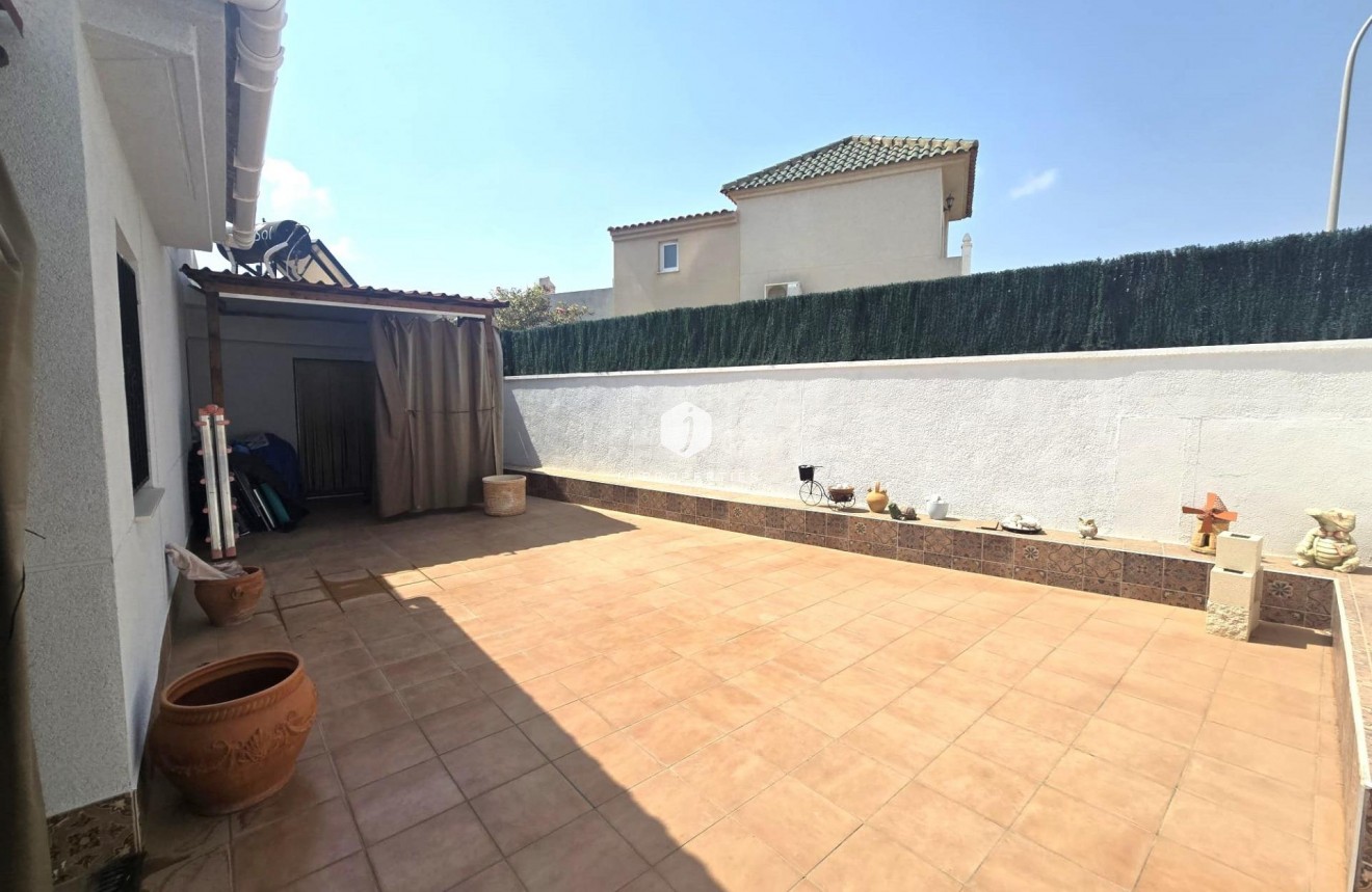 Aus zweiter Hand - Chalet -
Torrevieja - Los altos