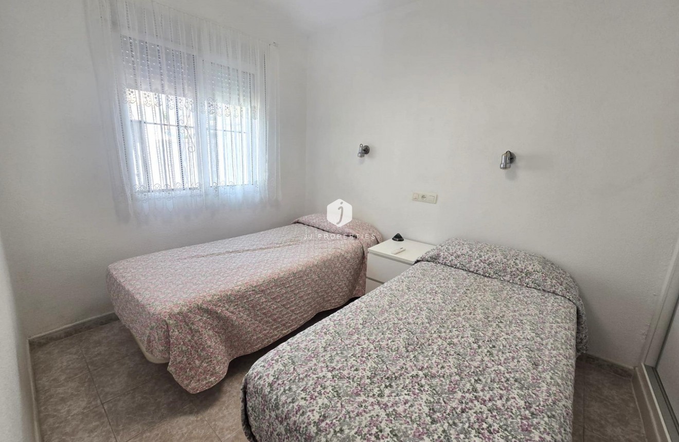 Aus zweiter Hand - Chalet -
Torrevieja - Los altos