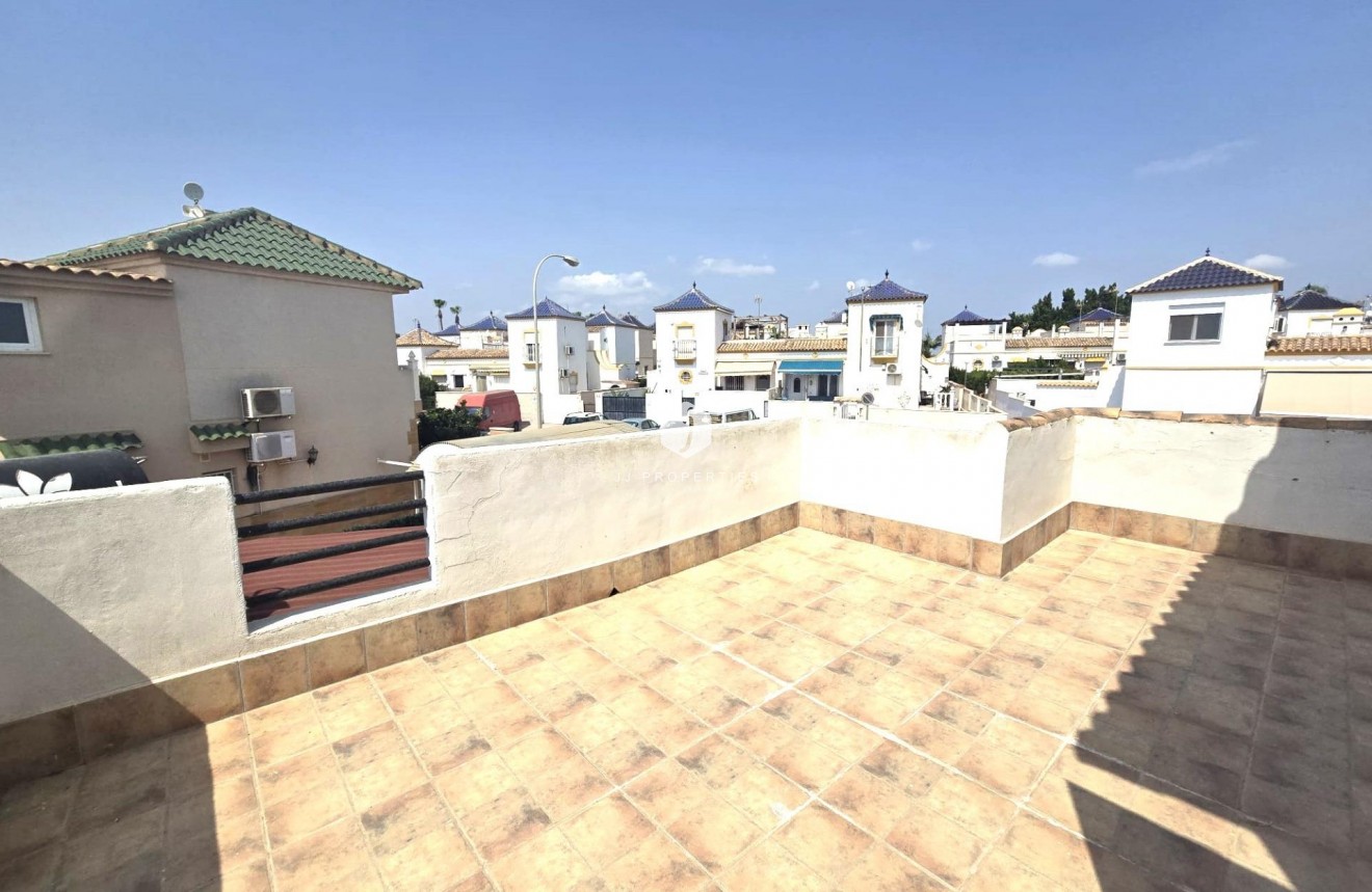 Aus zweiter Hand - Chalet -
Torrevieja - Los altos