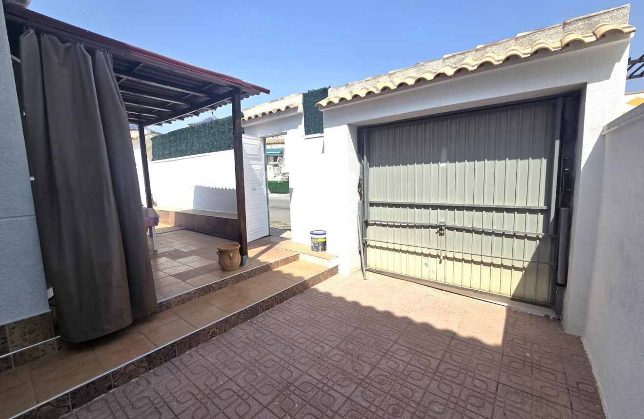 Aus zweiter Hand - Chalet -
Torrevieja - Los altos