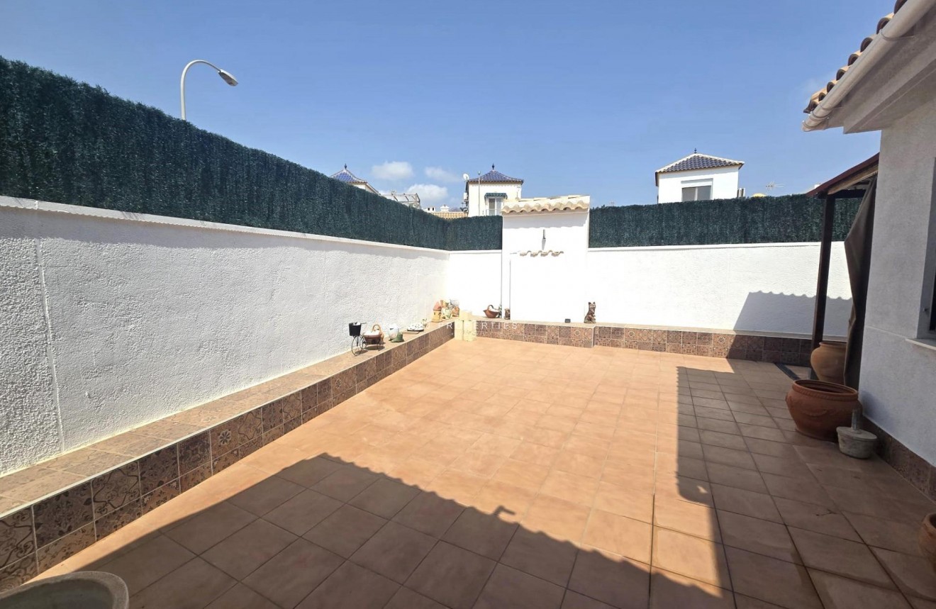 Aus zweiter Hand - Chalet -
Torrevieja - Los altos