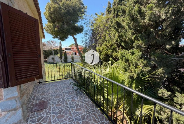 Segunda mano - Villa -
Torrevieja - Los Balcones - Los Altos del Edén