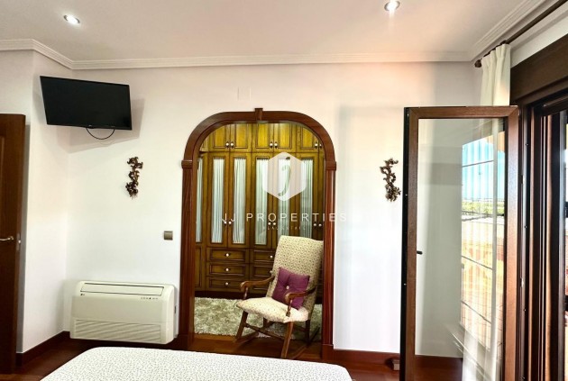 Resale - Chalet -
Torrevieja - La siesta