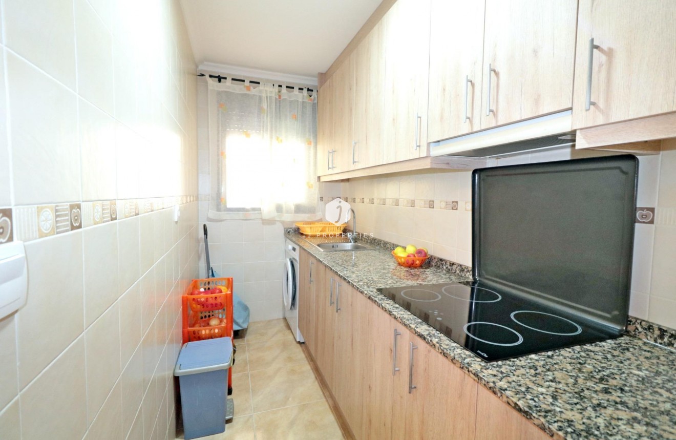 D'occasion - Appartement -
Torrevieja - Acequion