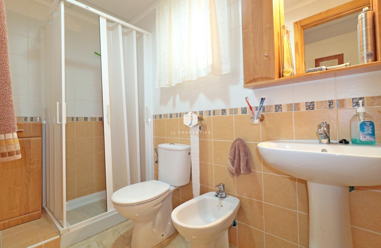 D'occasion - Appartement -
Torrevieja - Acequion