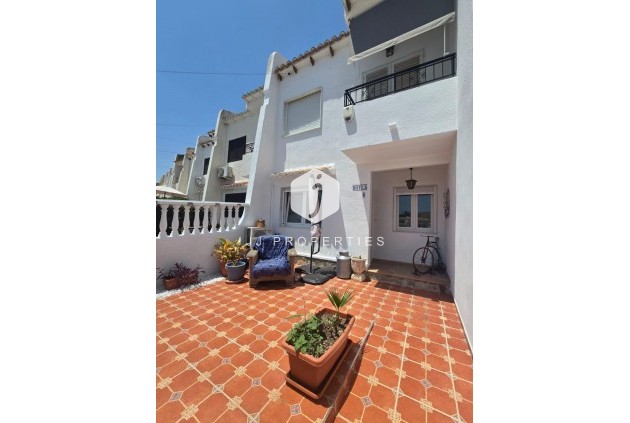 Tweedehands - Chalet -
Torrevieja - Los Balcones