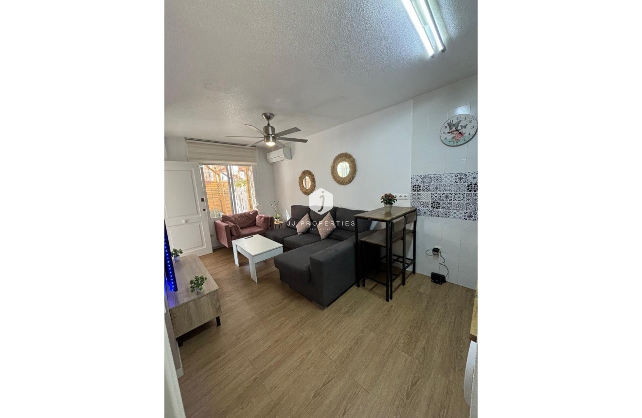 Tweedehands - Bungalow -
Torrevieja - Los Balcones