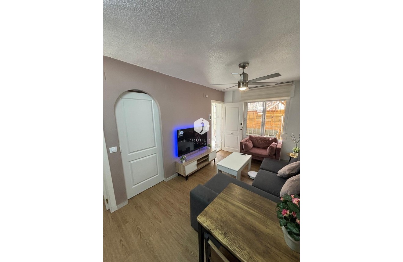 D'occasion - Bungalow -
Torrevieja - Los Balcones