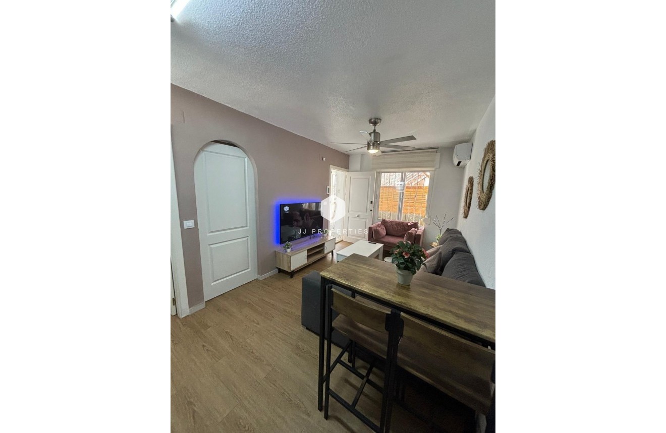 D'occasion - Bungalow -
Torrevieja - Los Balcones