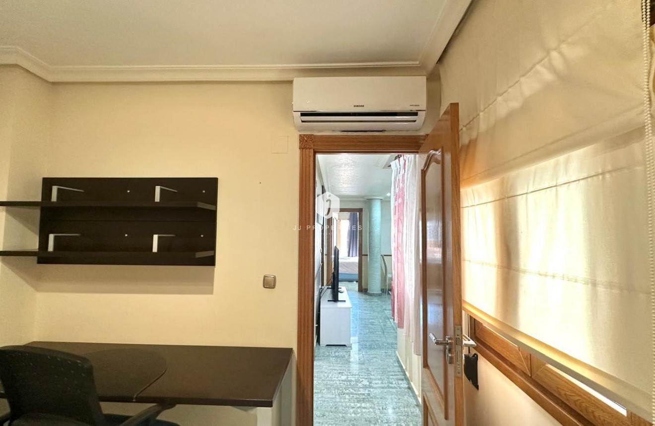 Resale - Penthouse -
Torrevieja