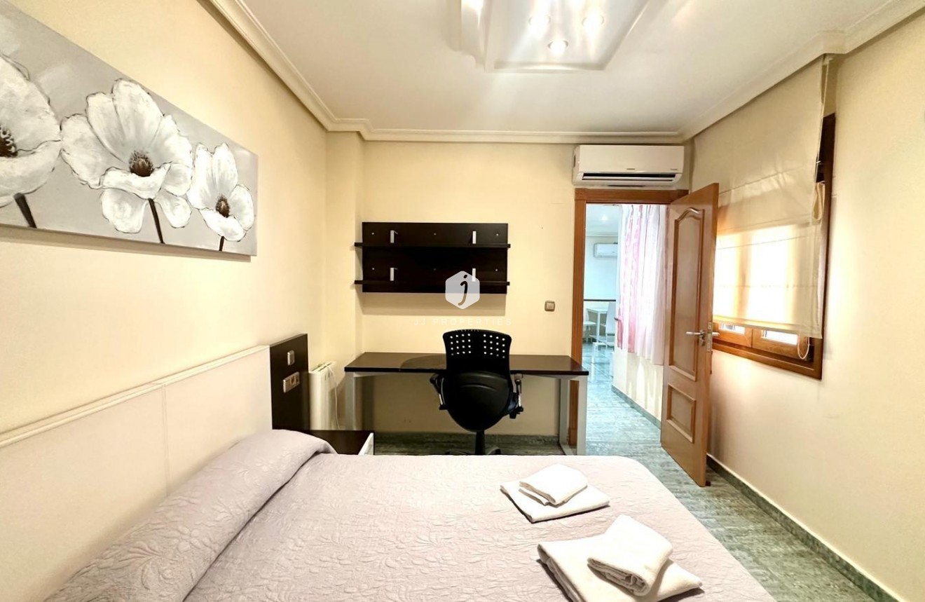 Resale - Penthouse -
Torrevieja