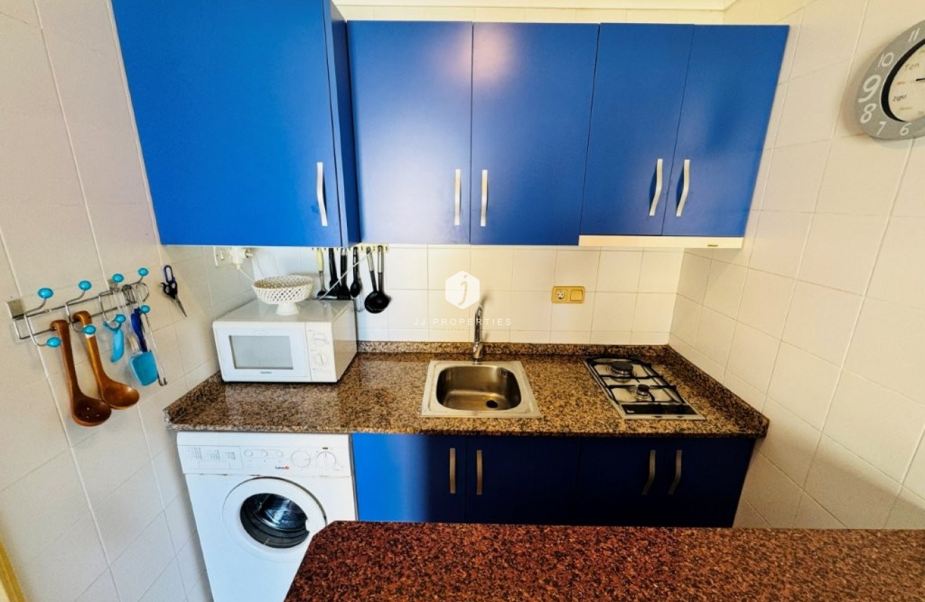 Resale - Apartment / flat -
La Mata - Costa Blanca
