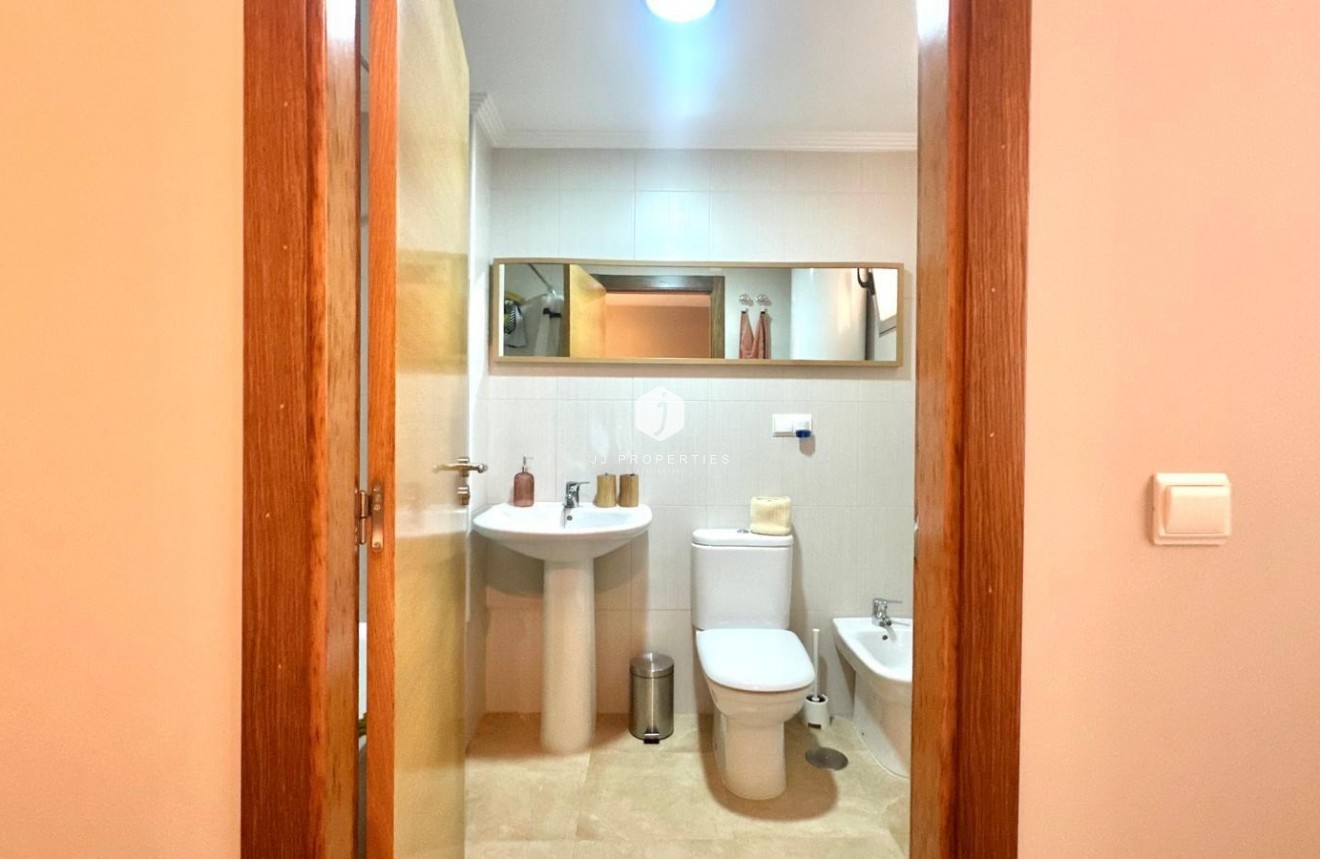 Aus zweiter Hand - Wohnung -
Torrevieja - La Mata