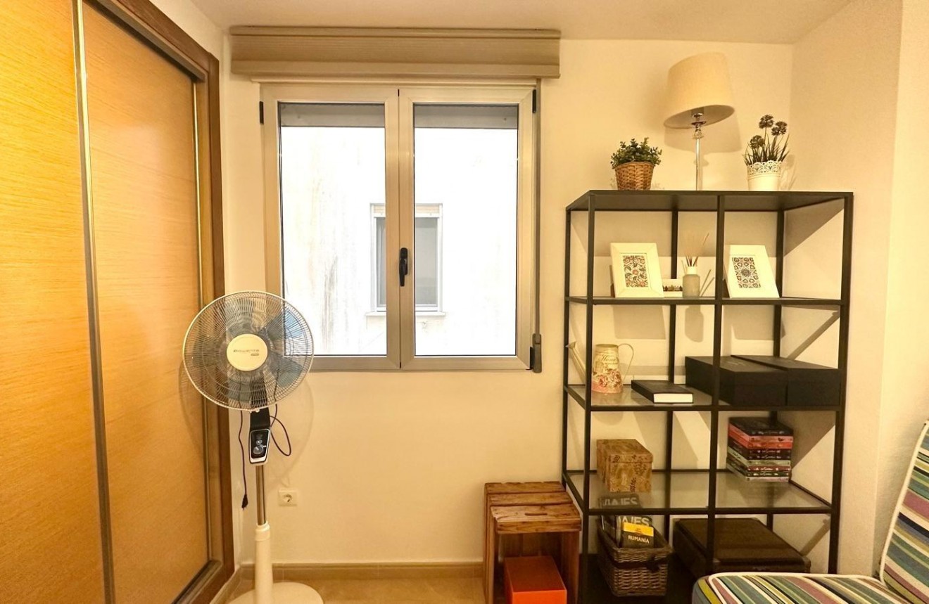 Aus zweiter Hand - Wohnung -
Torrevieja - La Mata