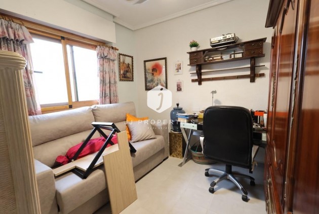 Aus zweiter Hand - Bungalow -
Torrevieja - Costa Blanca