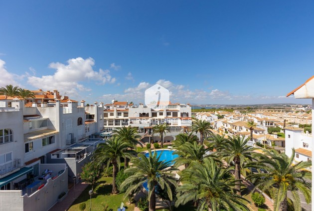 Resale - Apartment / flat -
La Mata - Costa Blanca