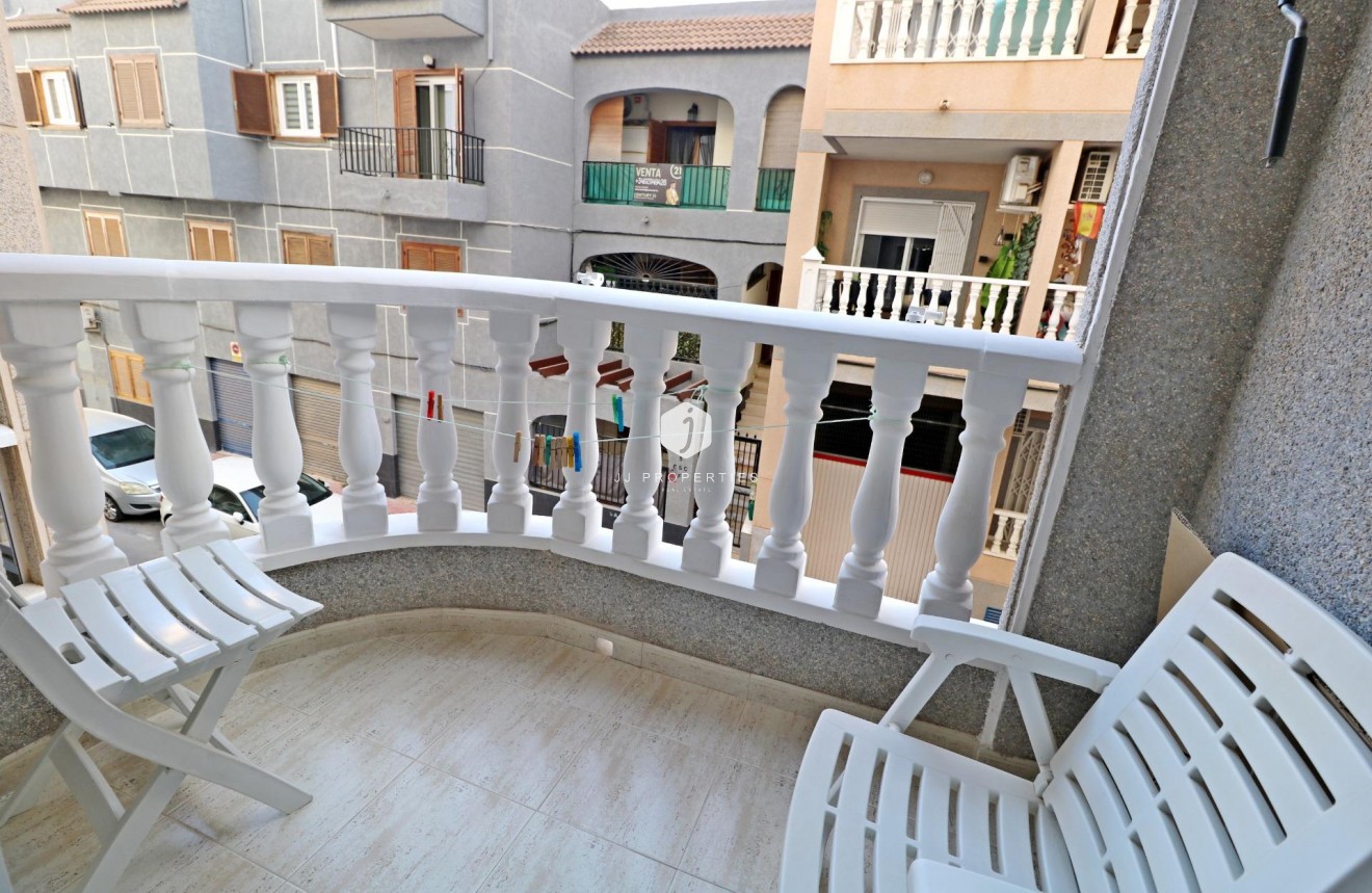 Resale - Apartment / flat -
Torrevieja - Acequion