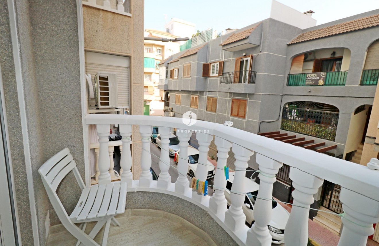 Resale - Apartment / flat -
Torrevieja - Acequion