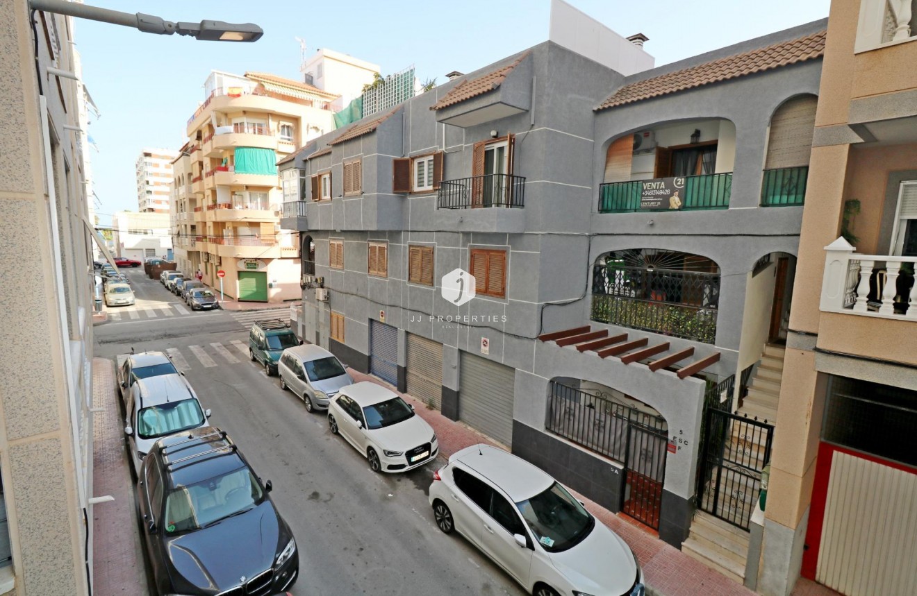 Resale - Apartment / flat -
Torrevieja - Acequion