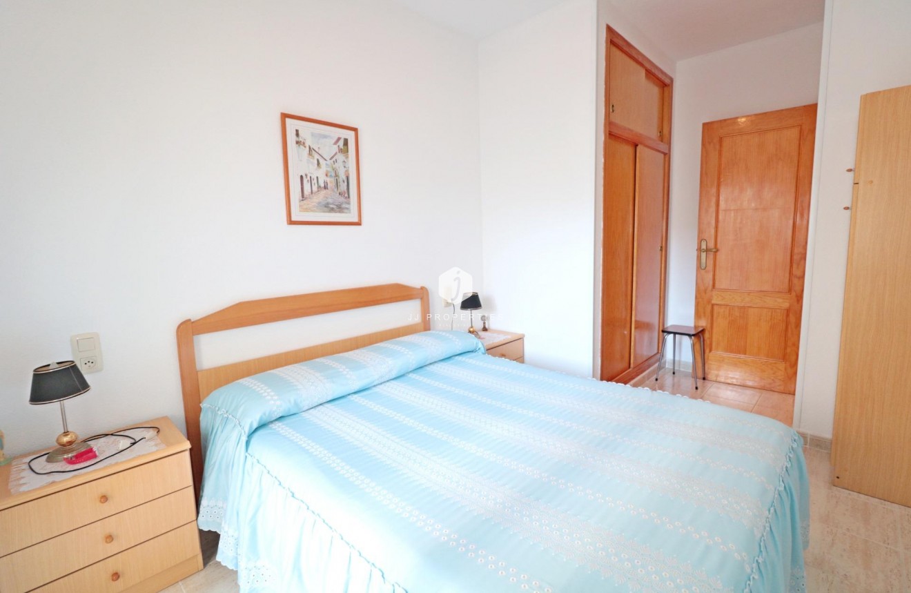 Resale - Apartment / flat -
Torrevieja - Acequion