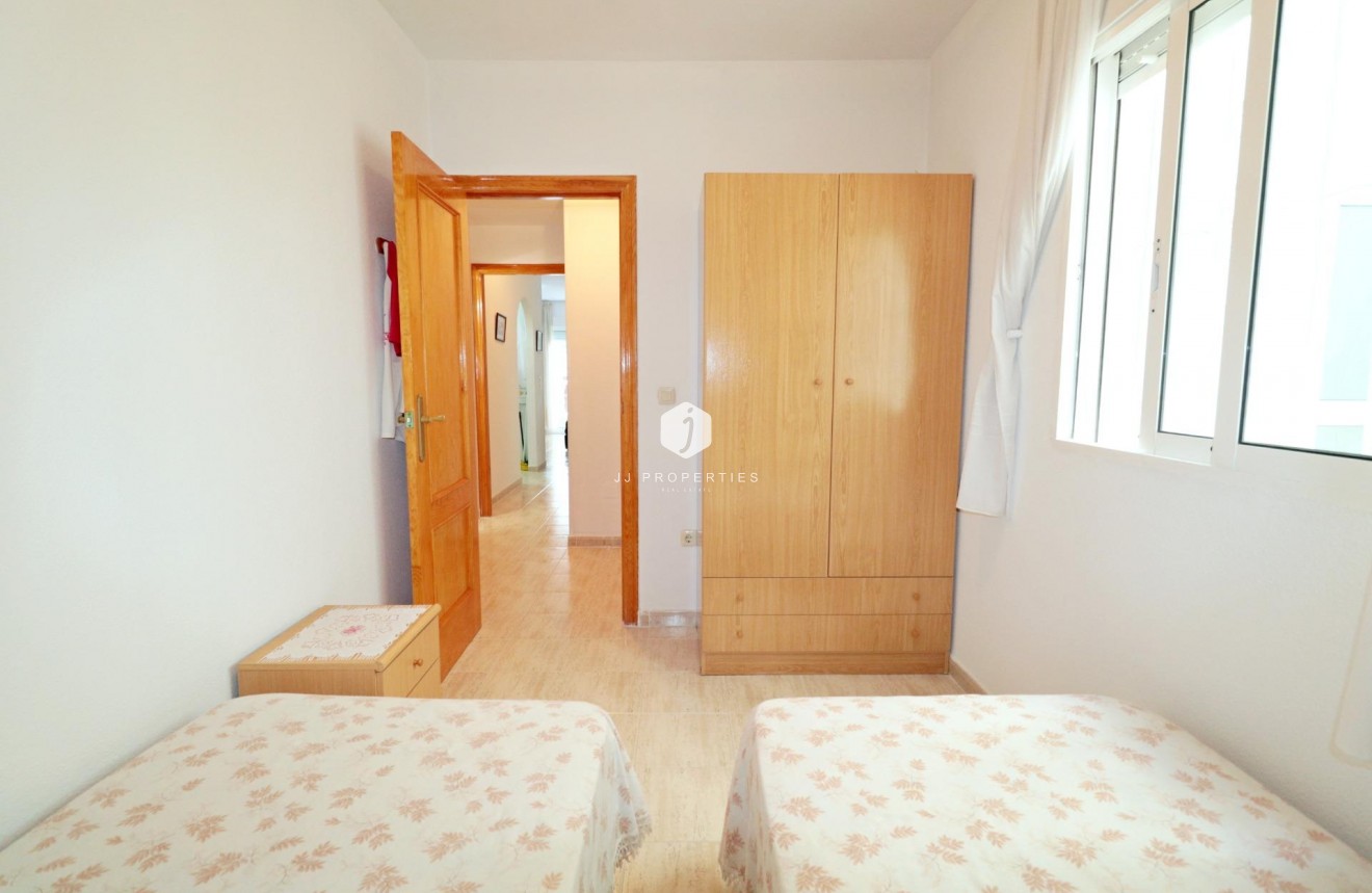 Resale - Apartment / flat -
Torrevieja - Acequion